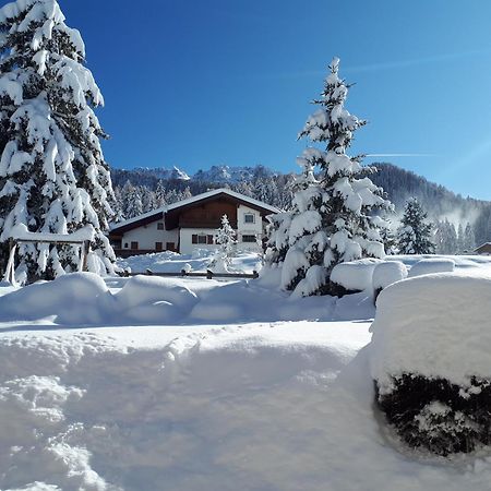 Garni Hotel Iris Sëlva Buitenkant foto