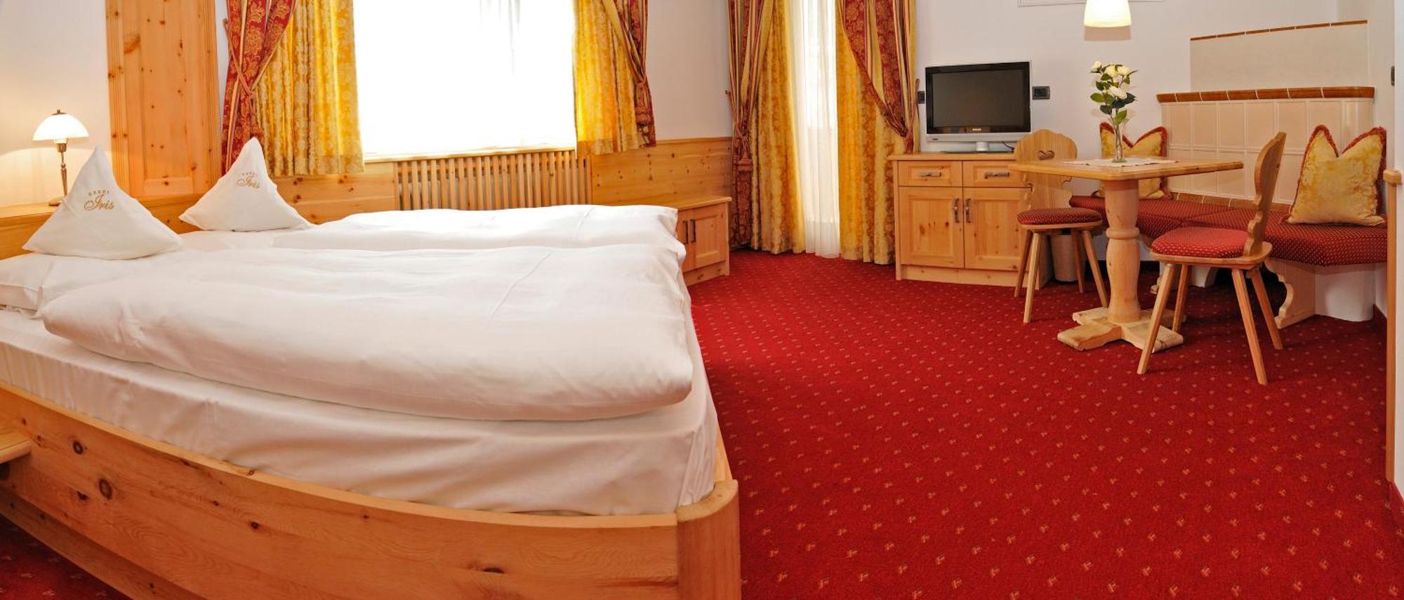Garni Hotel Iris Sëlva Buitenkant foto