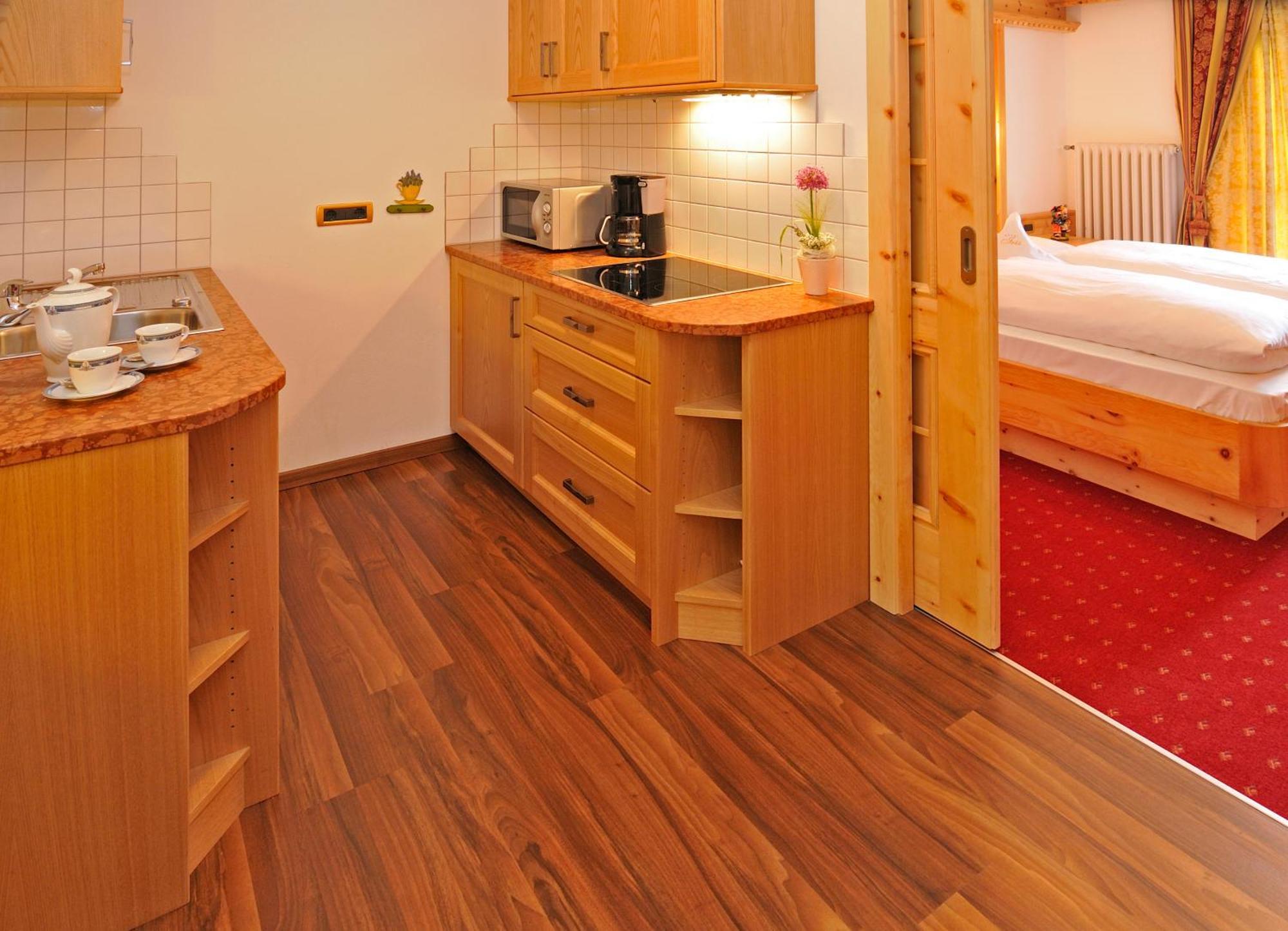 Garni Hotel Iris Sëlva Buitenkant foto